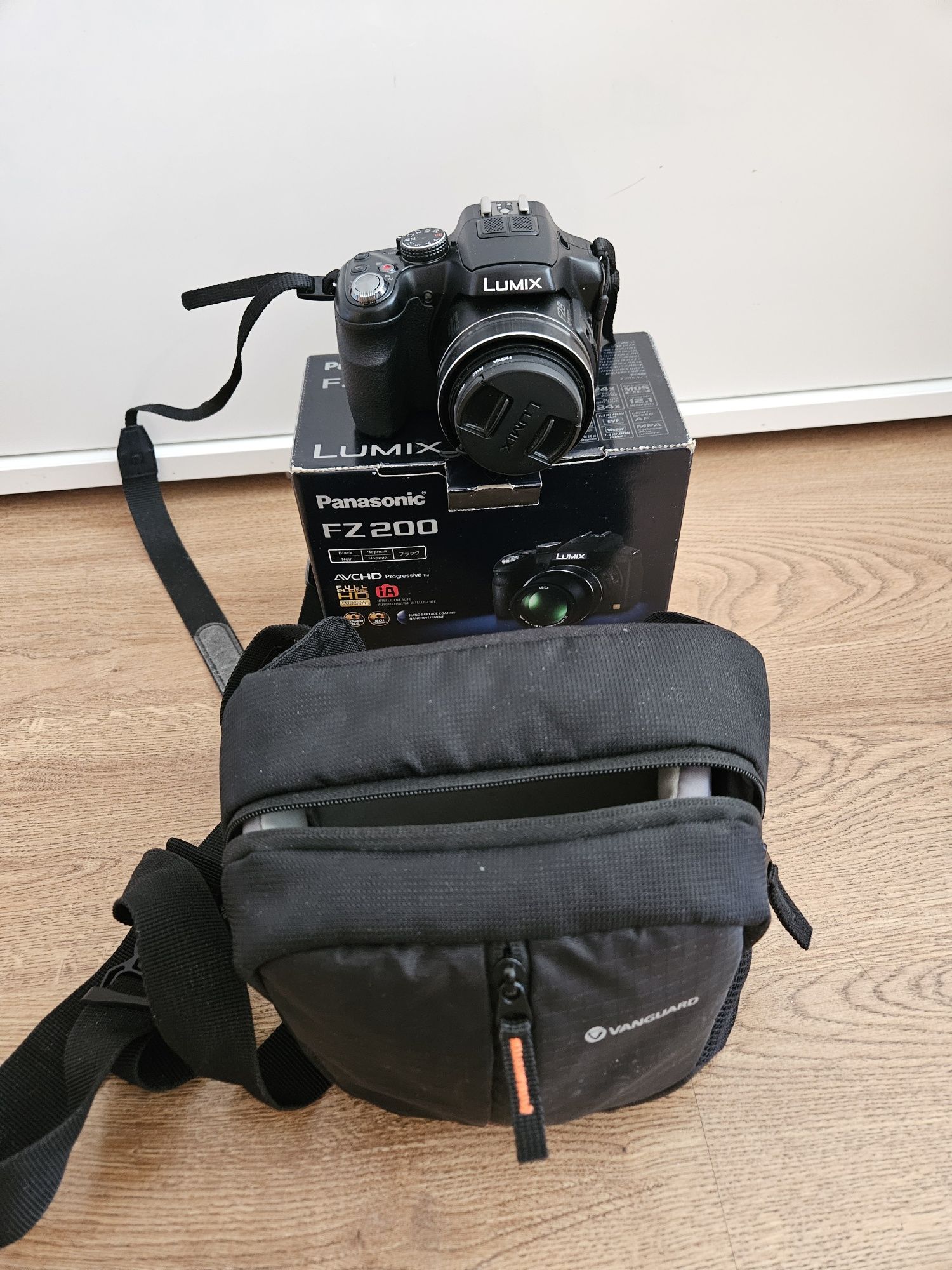 Panasonic Lumix FZ200 | Stałe światło f/2.8 | Filtr UV | Torba