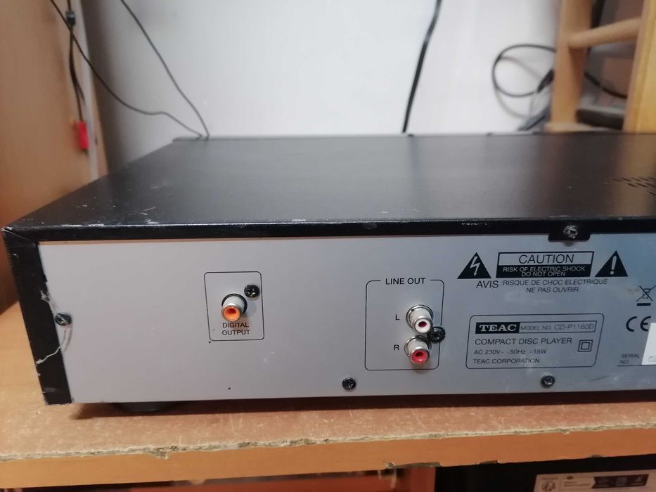 Odtwarzacz CD Teac CD-P1160D
