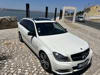 Mercedes 220 ano 2011