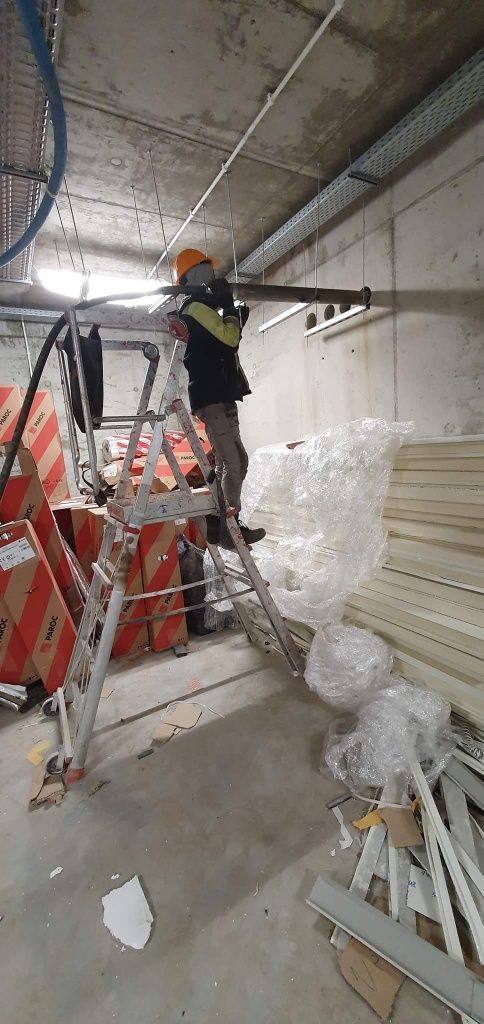 Wbijanie rur przewierty sterowane minikoparka przeciski kret Kościan