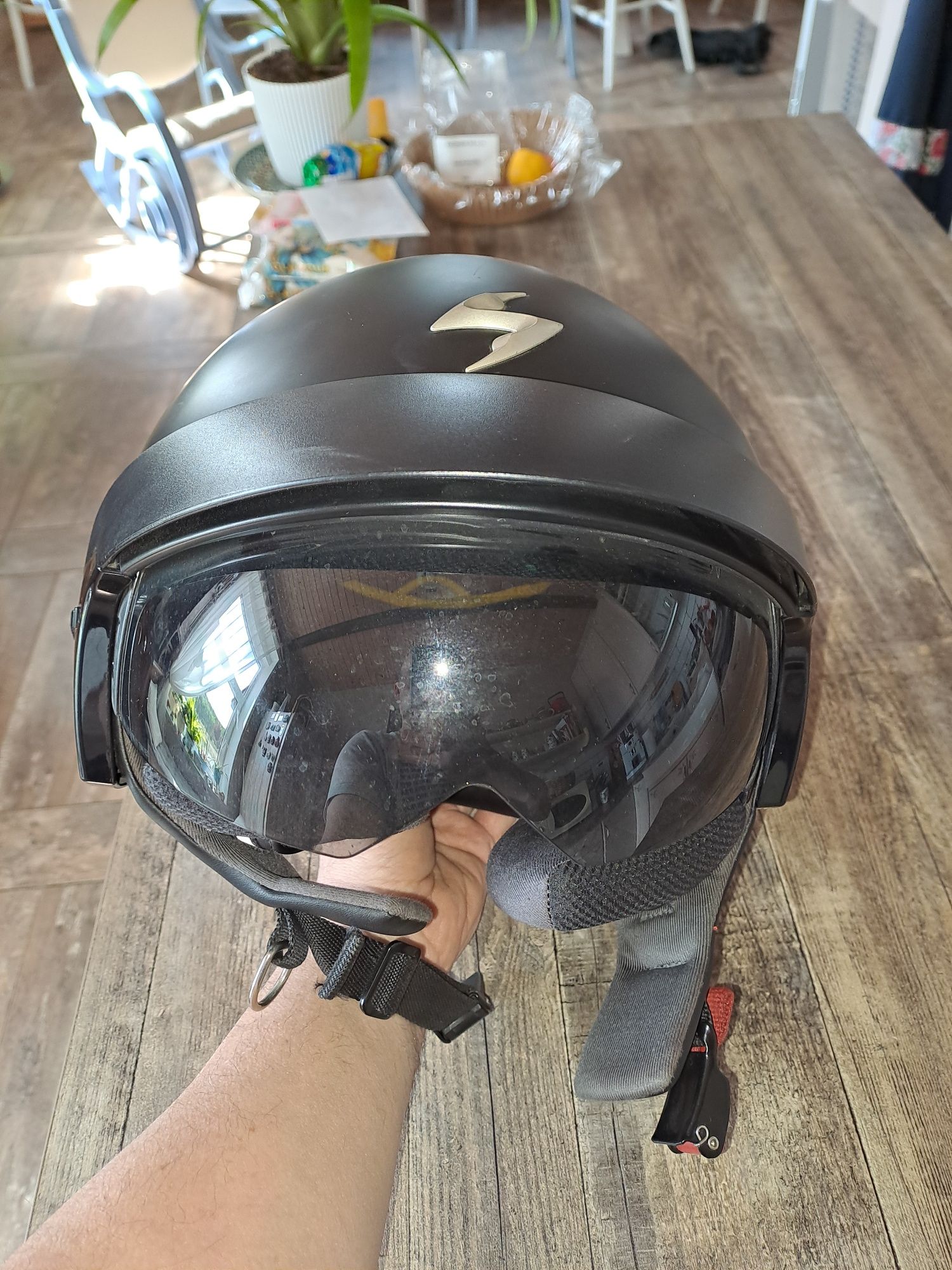 Kask motocyklowy Scorpion EXO 100