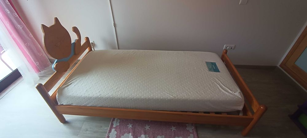 Cama /estrado/colchão