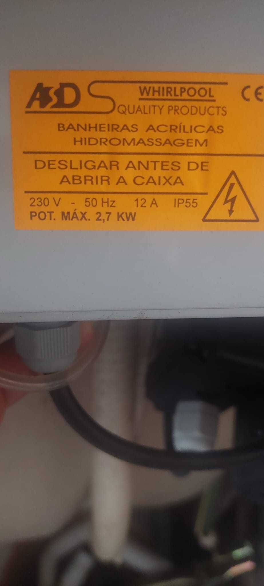Banheira Acrílica de Hidromassagem