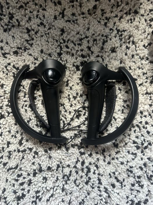 Valve index kontrolery