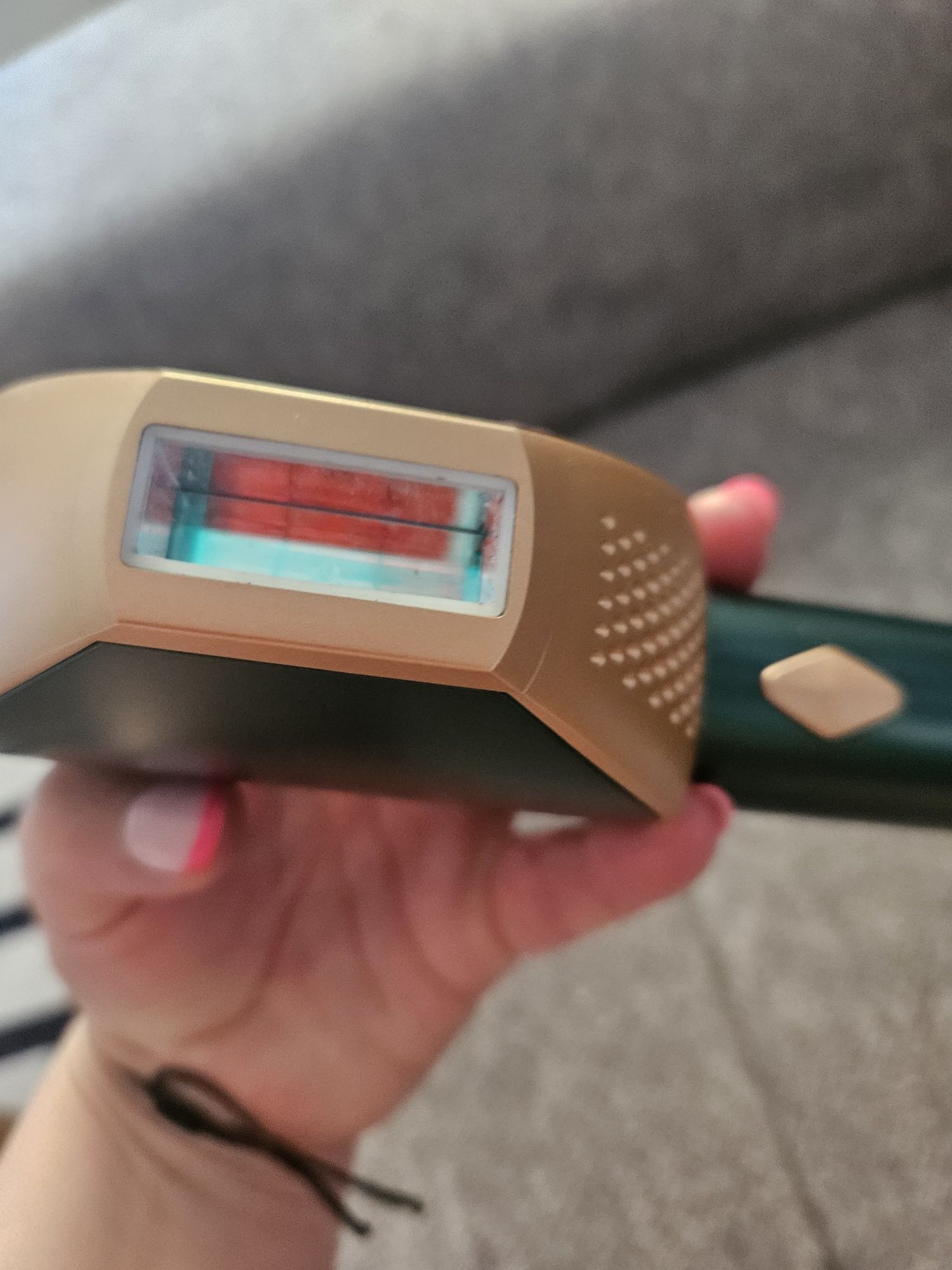 Depilator laserowy