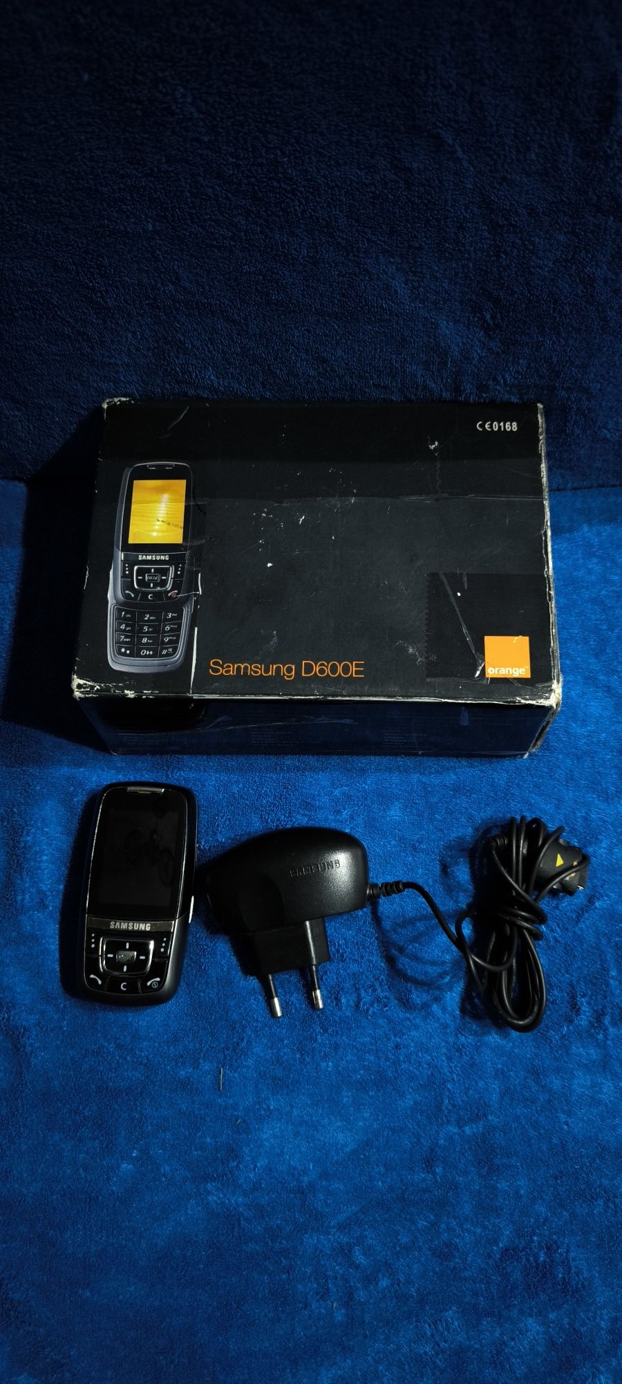 Samsung D600E (Działa Używany)