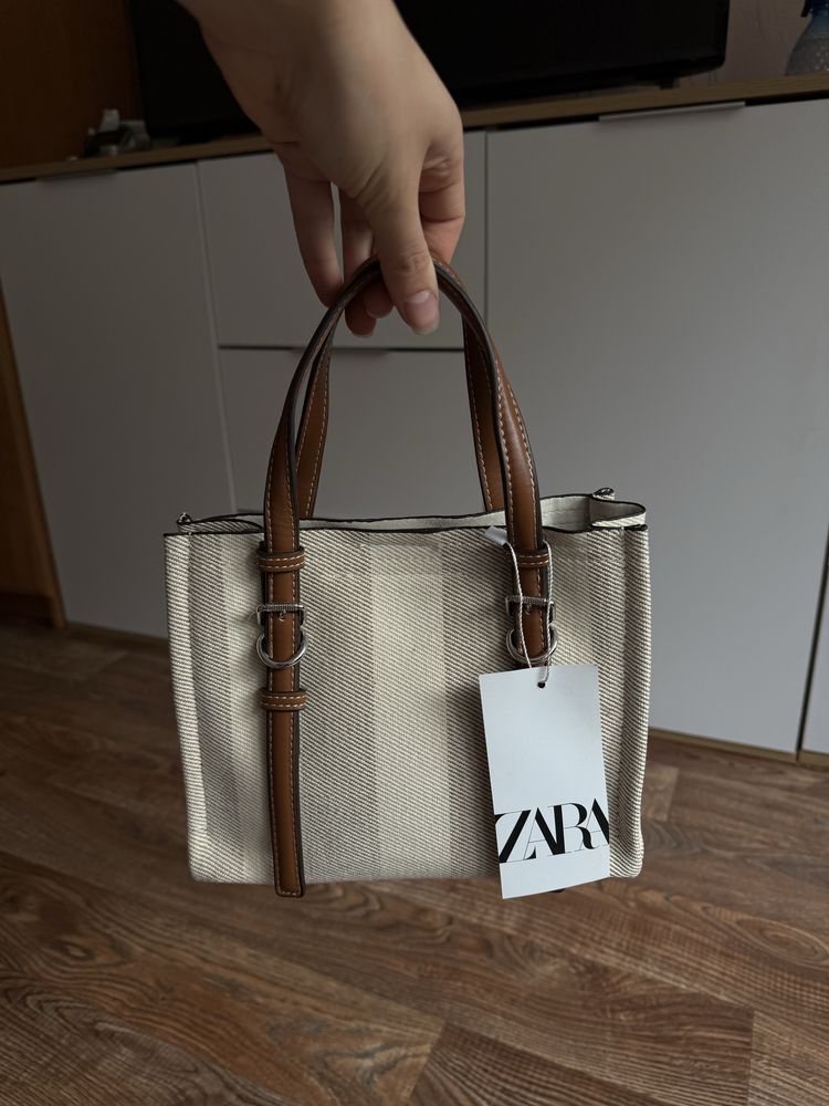 Невеличка сумка Zara 2025