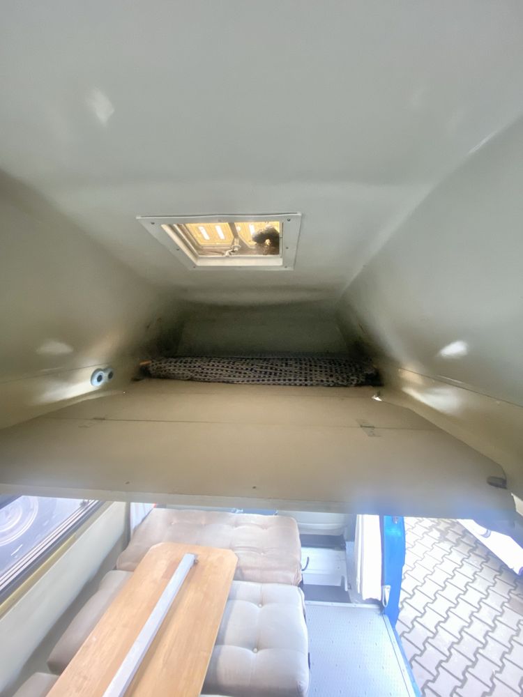 Kamper Camper Peugeot 2.5 Diesel !! 6 osób Zarejestrowany i opłacony