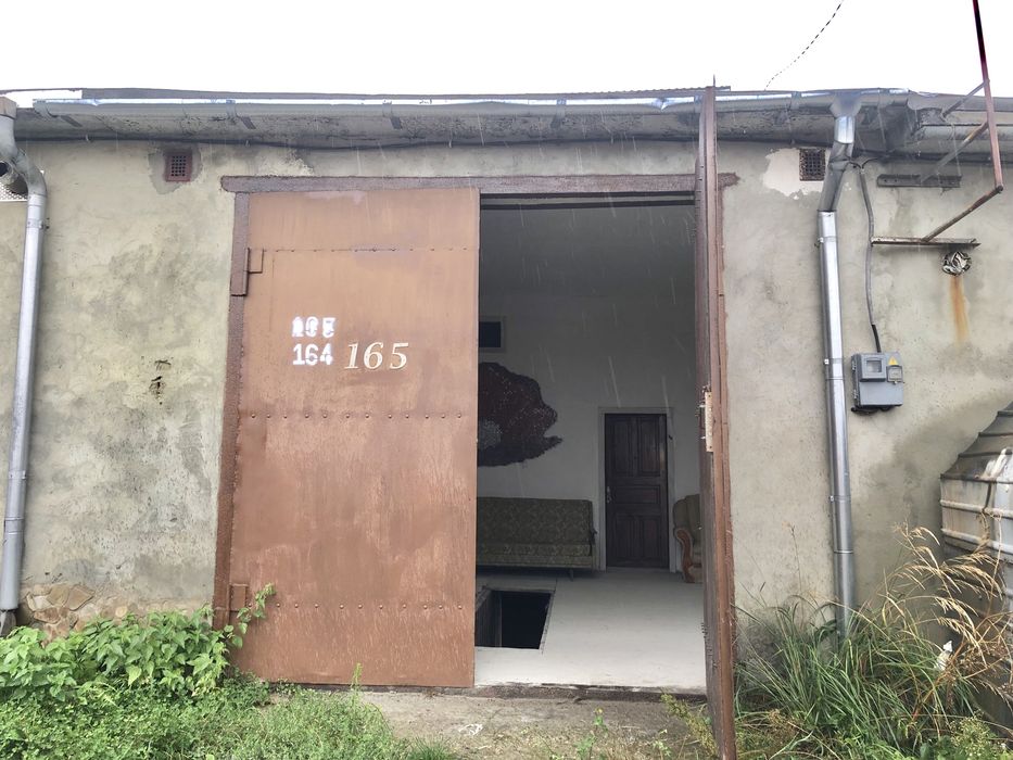 Продається добротний мурований гараж