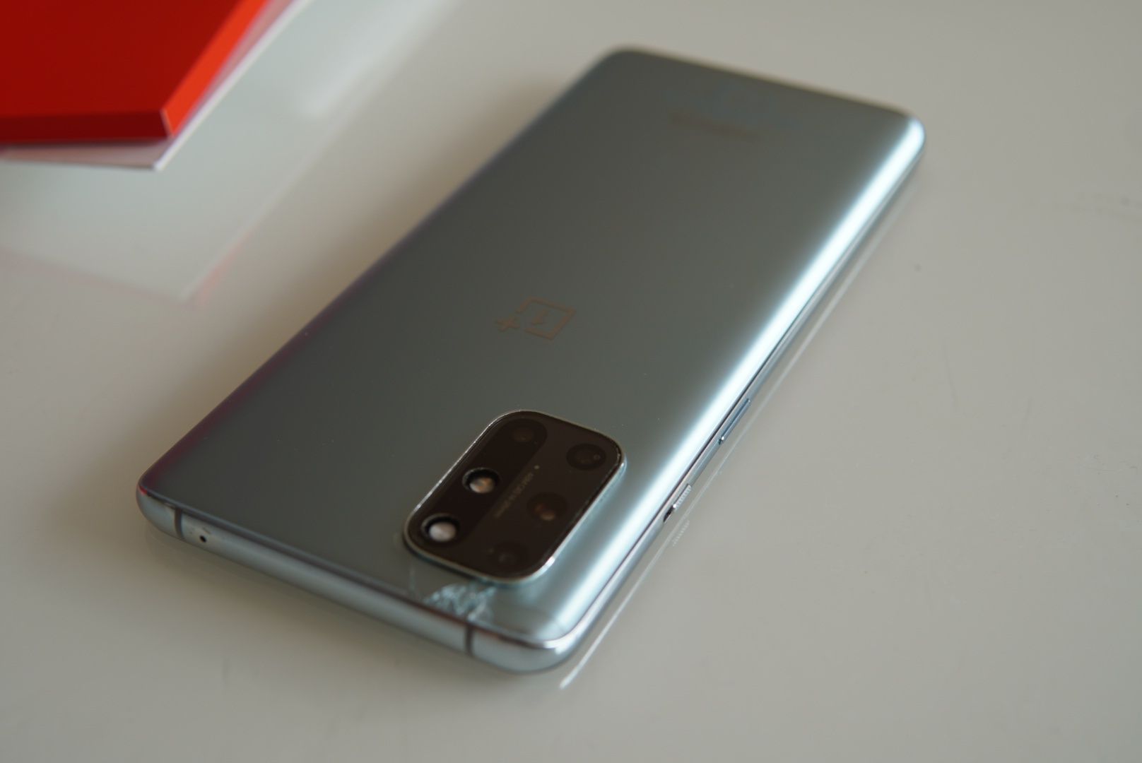 Smartfon OnePlus 8T 8/128 Lunar Silver