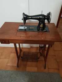 Maquina de costura Singer 1958 antiguidade