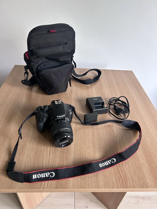 Kamera “CANON”  EOS 1300D wzywany