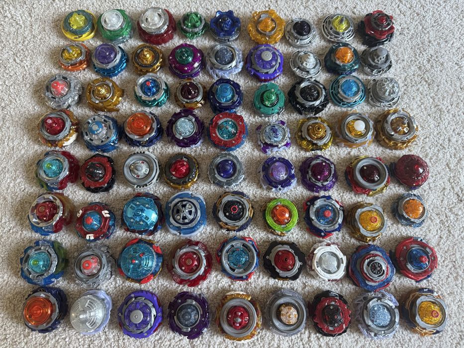 Beyblades Burst Oficiais da Takara Tomy