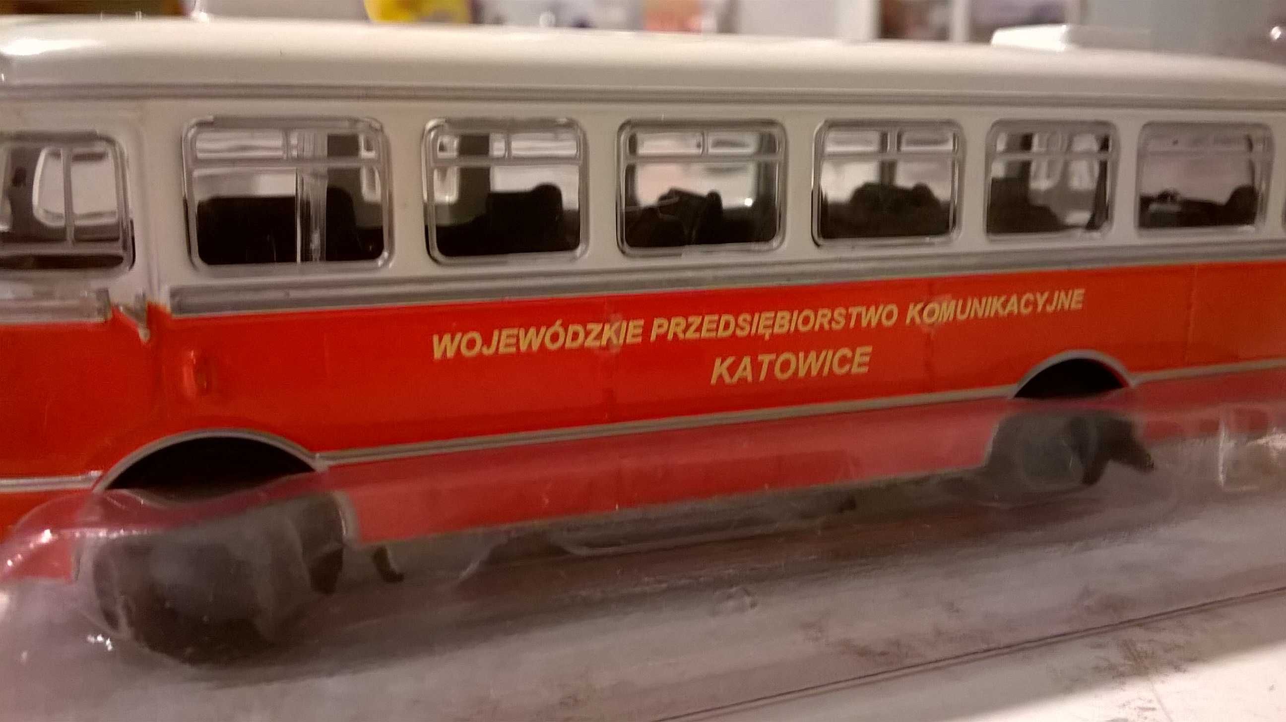 SAN H-100 B z logo WPK Katowice; metalowo-plastikowy; w skali 1:72