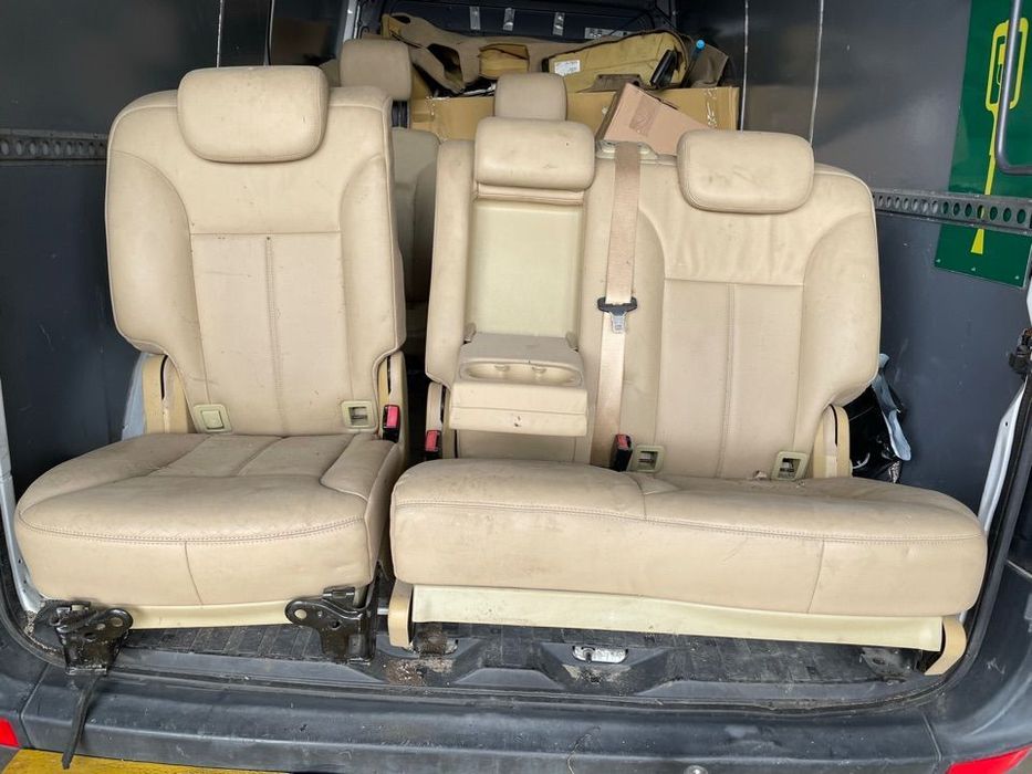 mercedes gl 164 kanapa tylna BEŻ BEŻOWY isofix 2+1