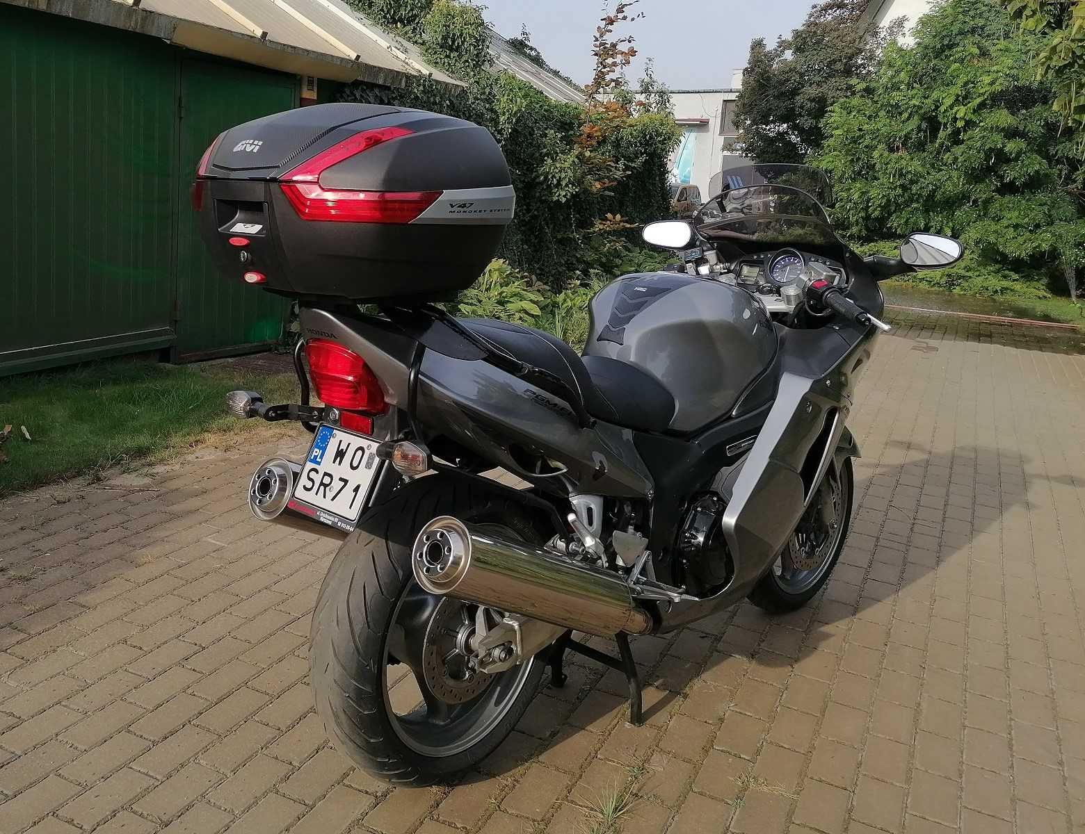 Honda CBR XX Super Blackbird