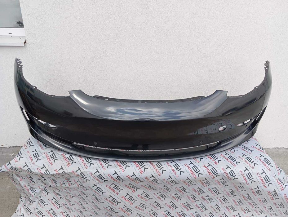 Бампер передний Tesla М3