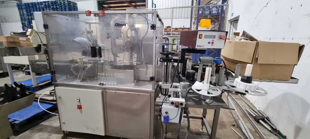 Linha de engarrafamento de vinho, azeite, licores,etc.