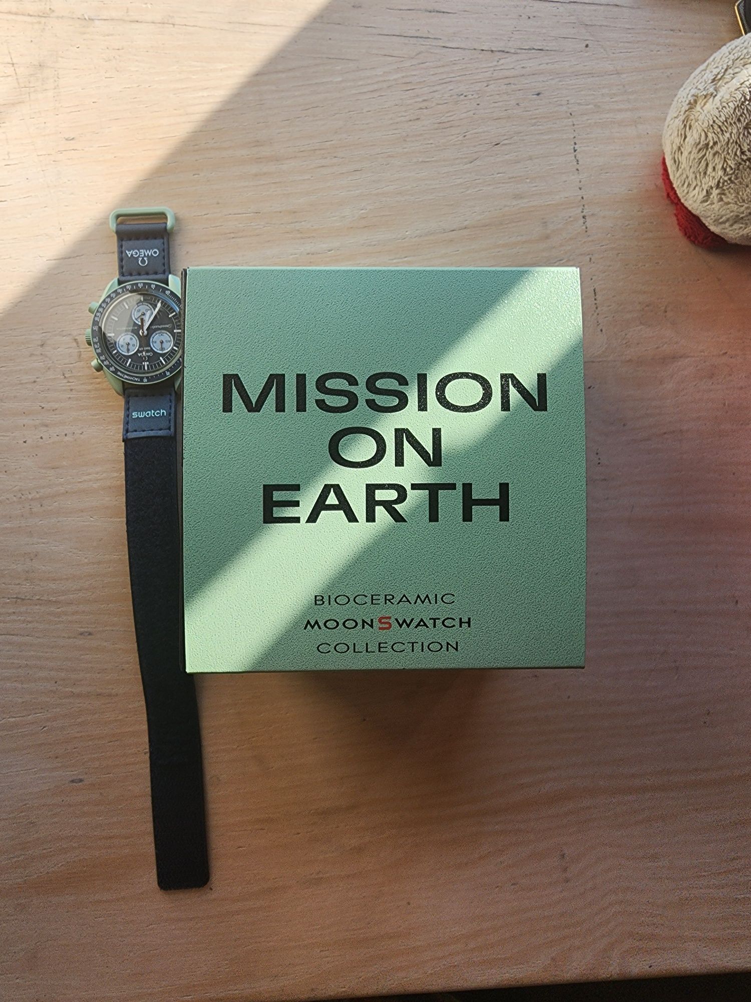 Часи Omega&Swatch mission on earth