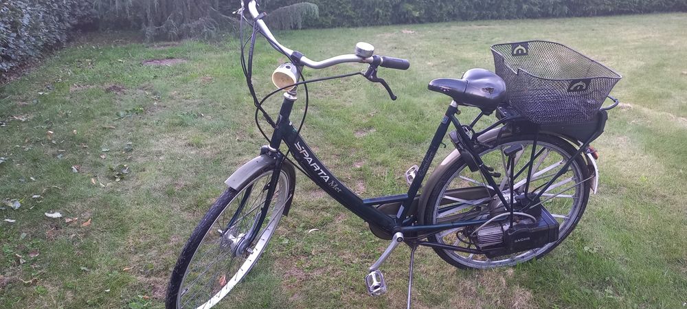 Rower z silnikiem sparta met