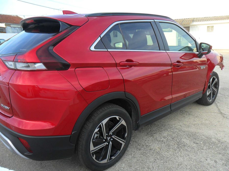 Mitsubishi Eclipse Cross 2.4 PHEV eMotion 188cv (2023)