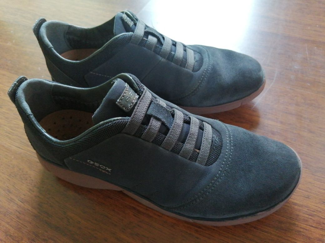 Buty geox oddychające 35