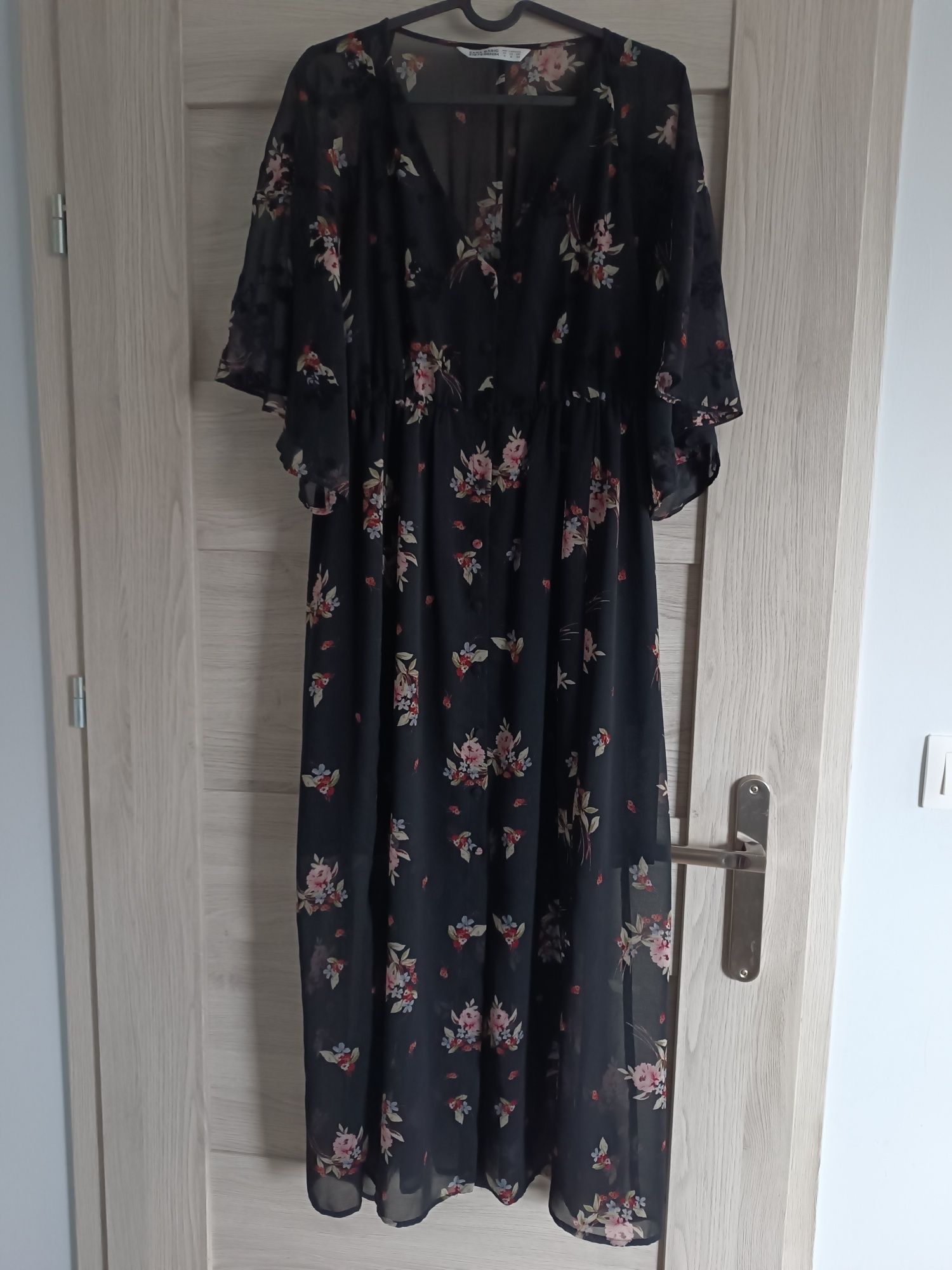 Sukienka w kwiaty Zara 38