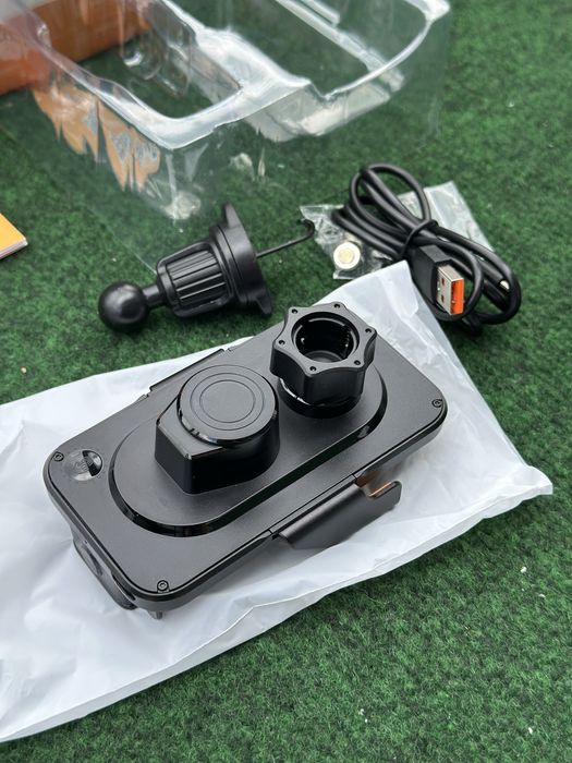 Uchwyt Samochodowy z kadowarka Bezprzewodowa 66w iPhone Samsung Xiaomi