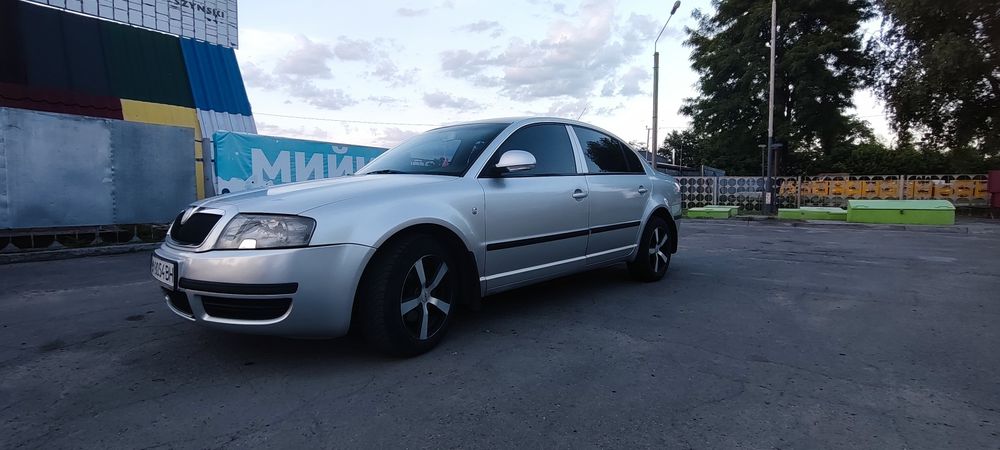 Продаж Skoda superb1