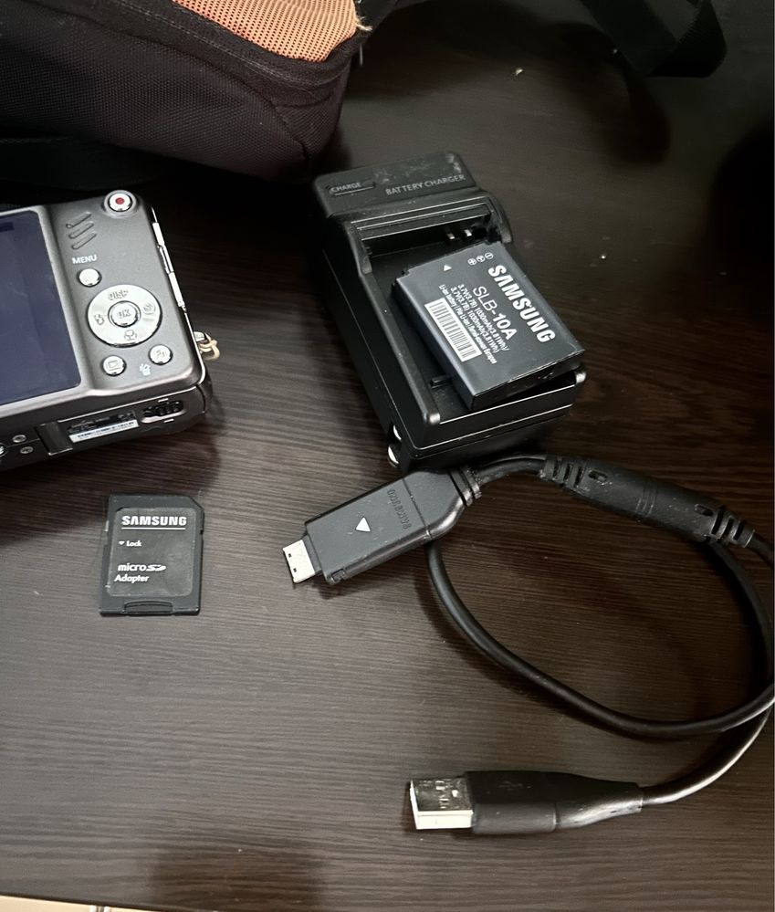 Aparat cyfrowy Samsung WB600 kompaktowy kieszonkowy