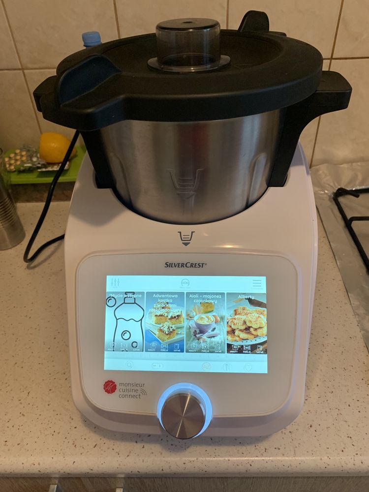 Robot kuchenny z Wi Fi