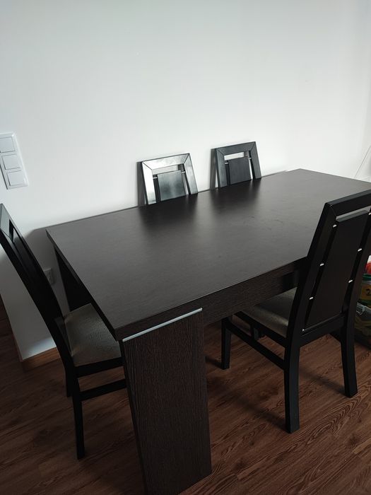 Mesa extensível em madeira