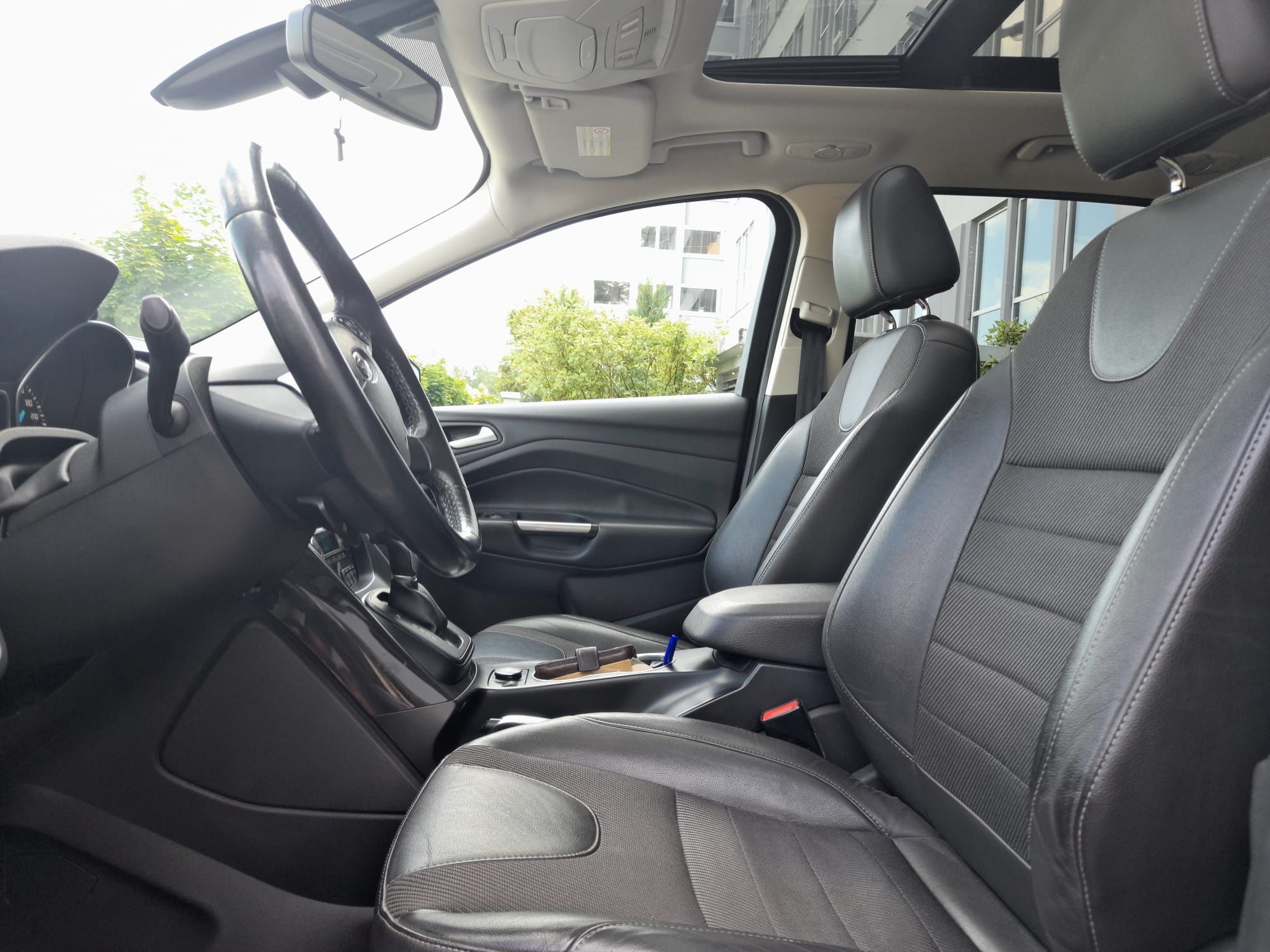 Ford kuga 4x4,automat