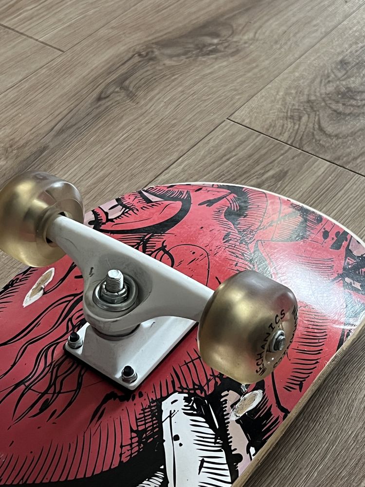 Skateboard Special 7.5”