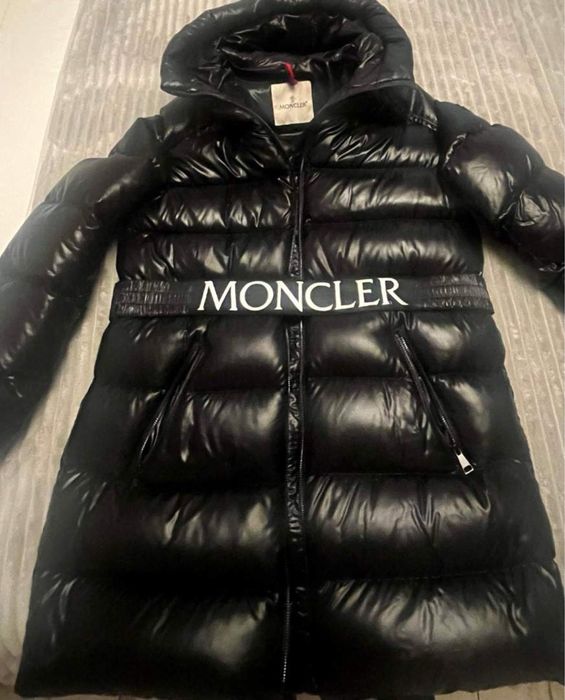 Plaszcz puchowy moncler stan idealny