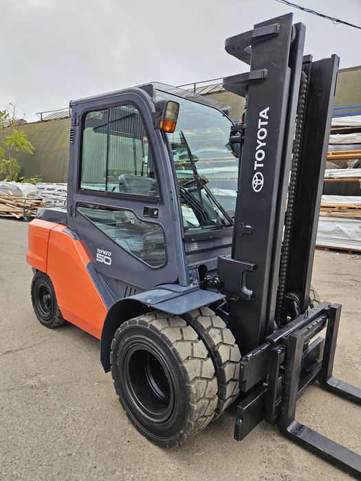 Навантажувач Toyota 5 тонн дизель. Вилочный погрузчик Тойота 5 тонн