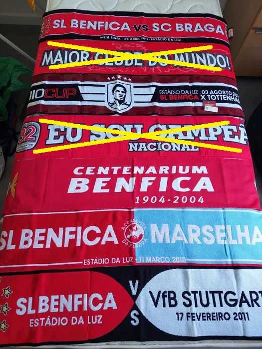 Cachecóis do Benfica e de Portugal