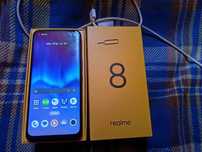 Sprzedam Realme 8 w wersji 8/128 GB - DOBRY STAN!