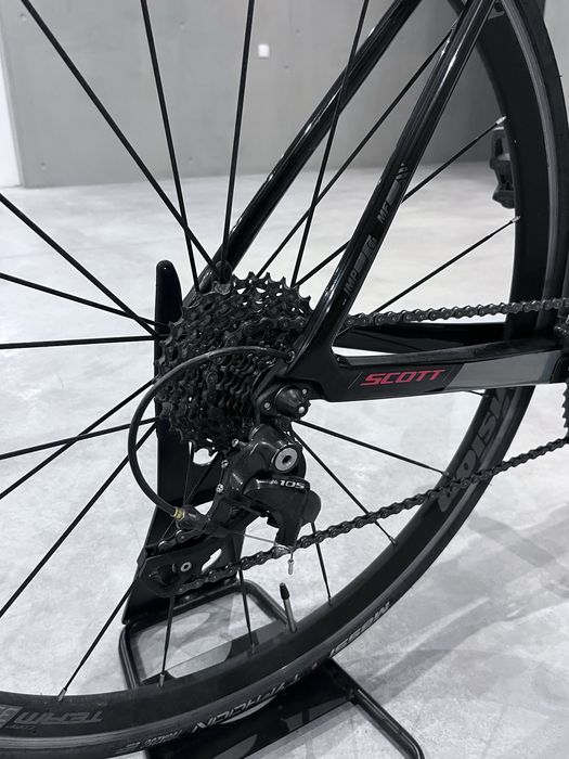 Bicicleta estrada SCOTT ADDICT 20 2018