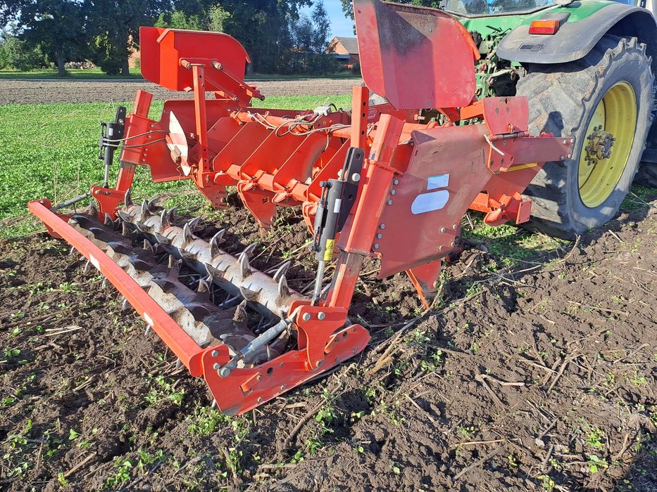 Pług dłutowy Maschio Gaspardo Attila 3 m 7 łap nie bednar lemken mtz