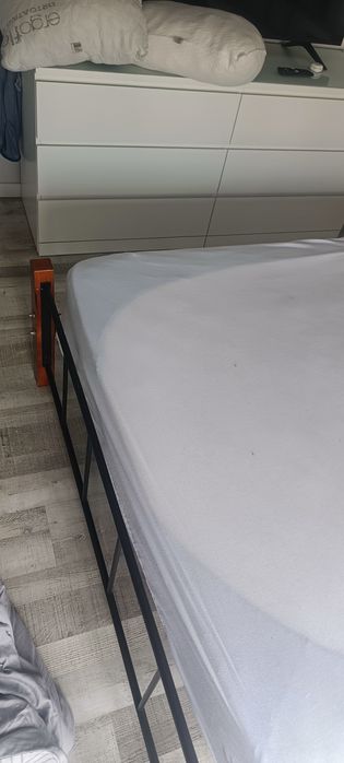 Cama com colchão