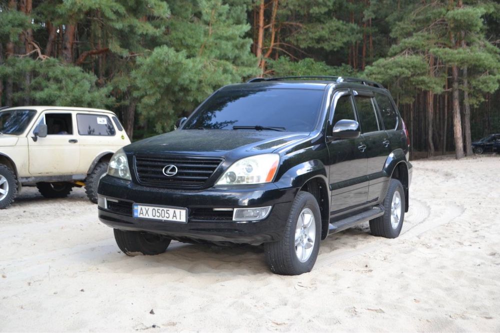 Лексус GX 470,2004 года,автомат,газ/бензин,в хорошем состоянии.