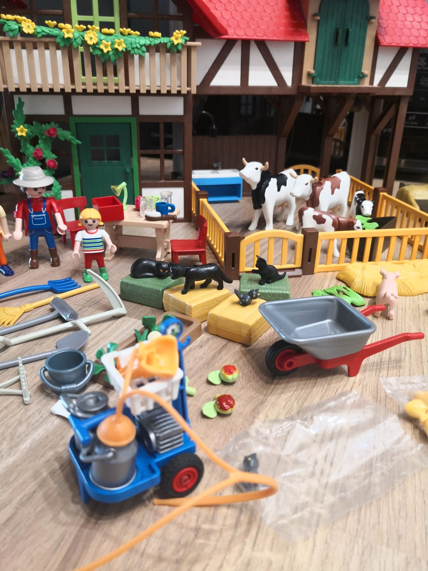 Playmobil Country 6120 duże gospodarstwo rolne