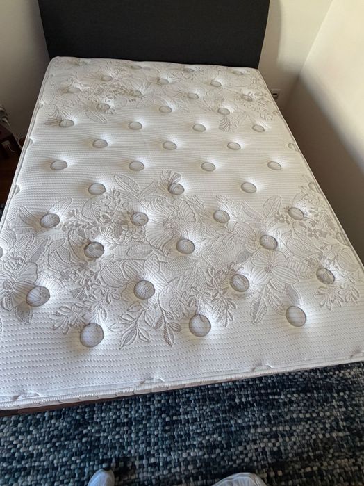 La Redoute Excellente Cama e colchão