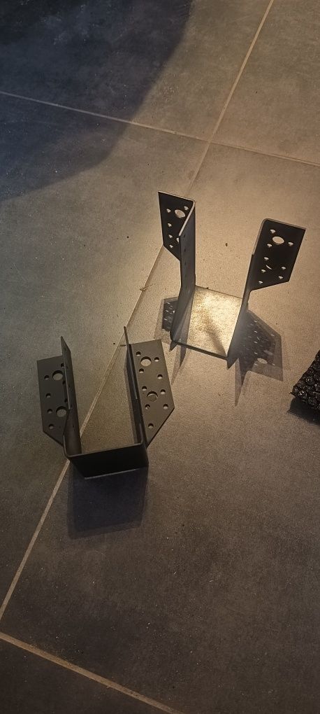 Mocowanie krokwy wieszak uchwyt do krokiew 6x14 cm czarne czarny mat