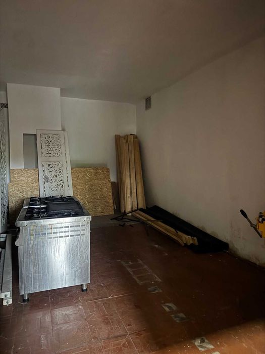 Нежитлові приміщення, площею 32,65 кв.м., м.Івано-Франківськ