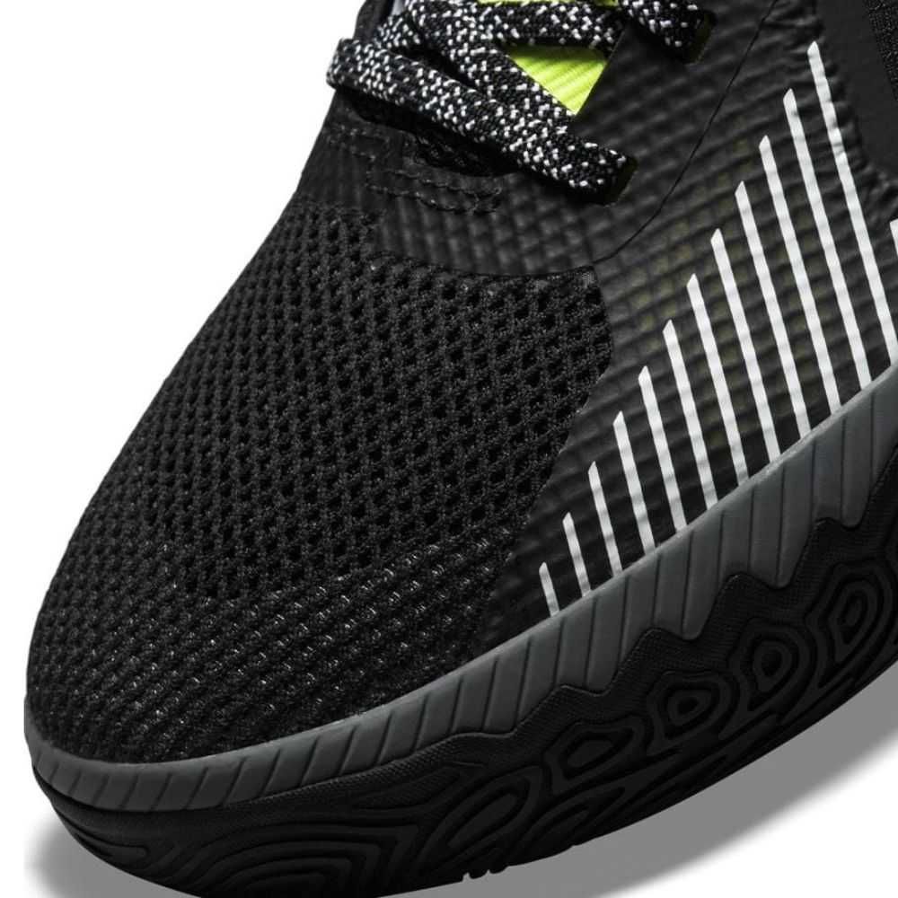 Buty męskie do koszykówki Nike Kyrie Flytrap 5: różne rozmiary