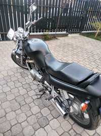 Suzuki VX 800 klasyk.