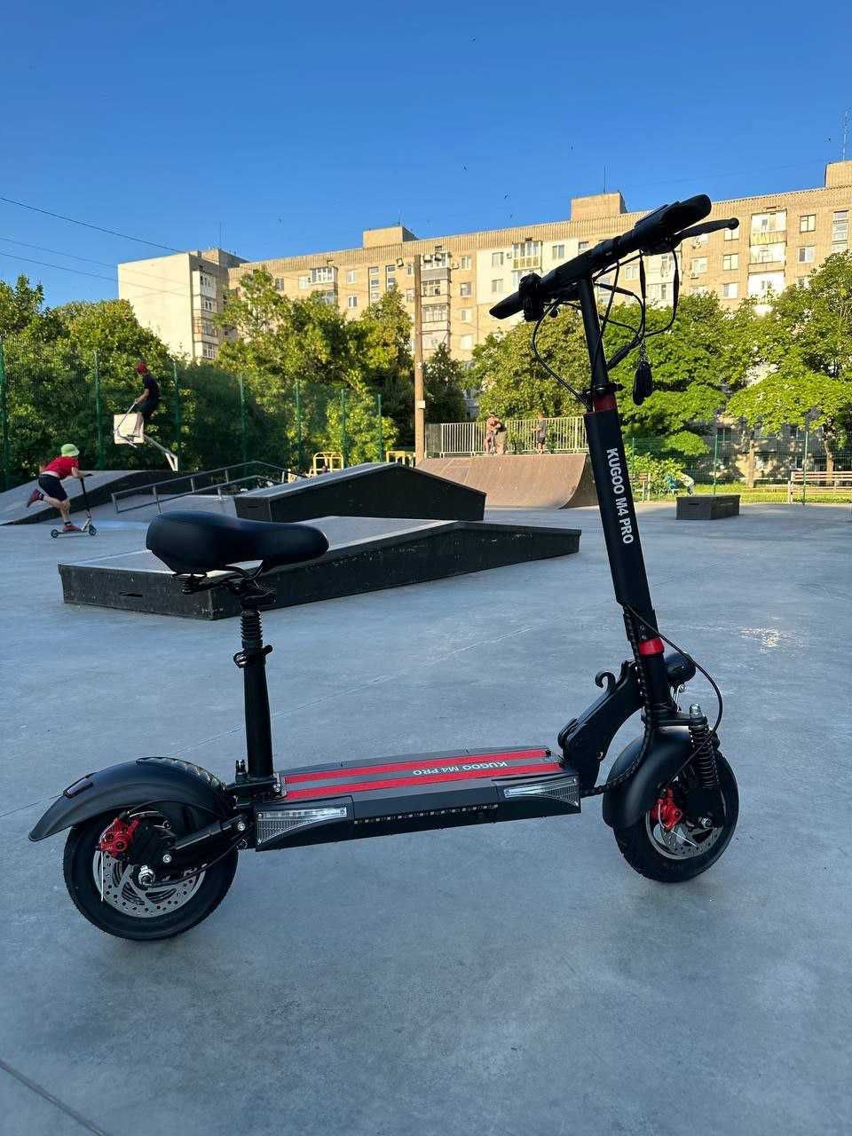 KUGOO M4 PRO 1000W 17Ah