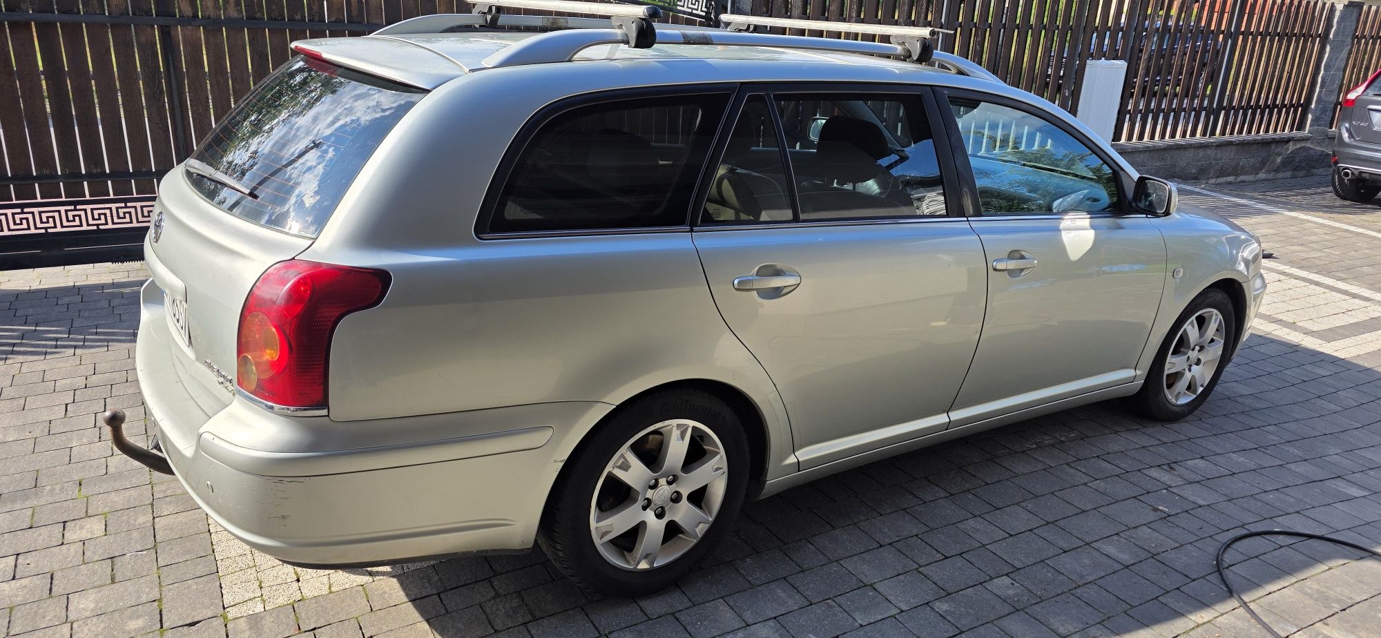 Toyota avensis d4d 2005